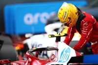 Hamilton: New flexi-wing rules "a waste of money"